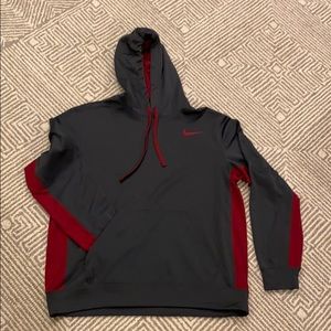 Men’s Nike sweatshirt